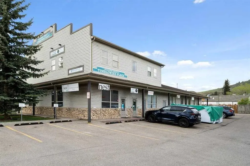 70 Railway Street E, #5