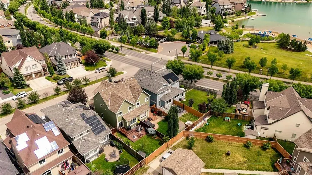 13 Mahogany View SE