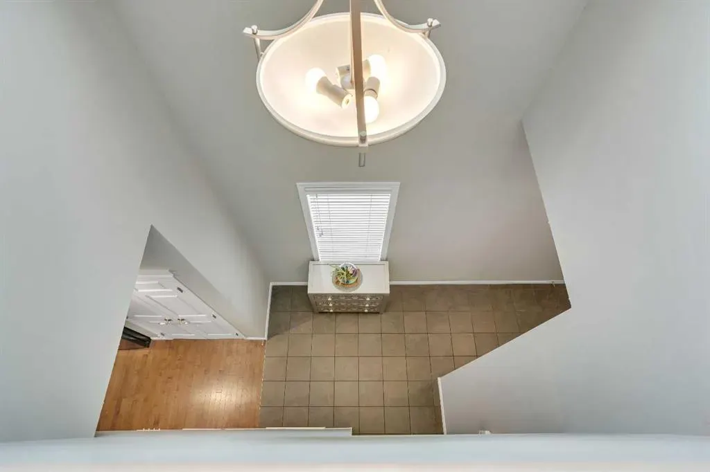 13 Mahogany View SE