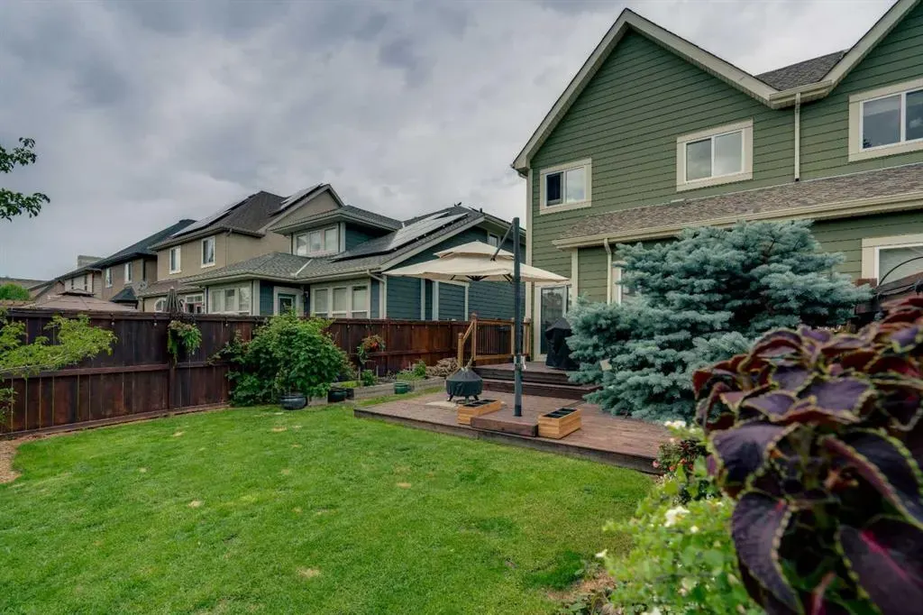 13 Mahogany View SE