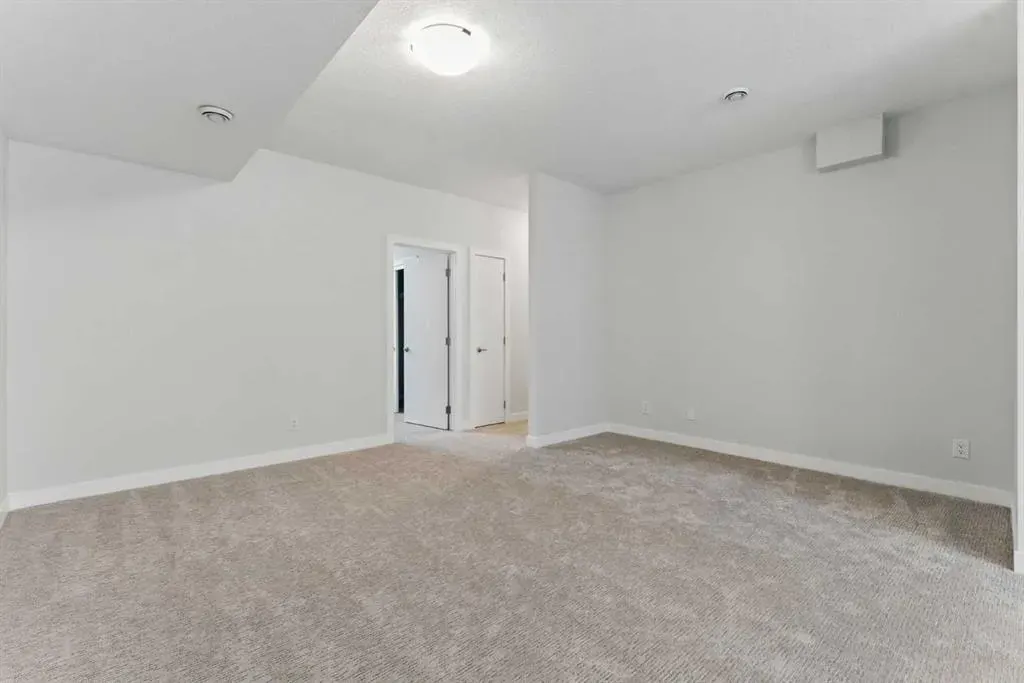 1125 Harmony Heath