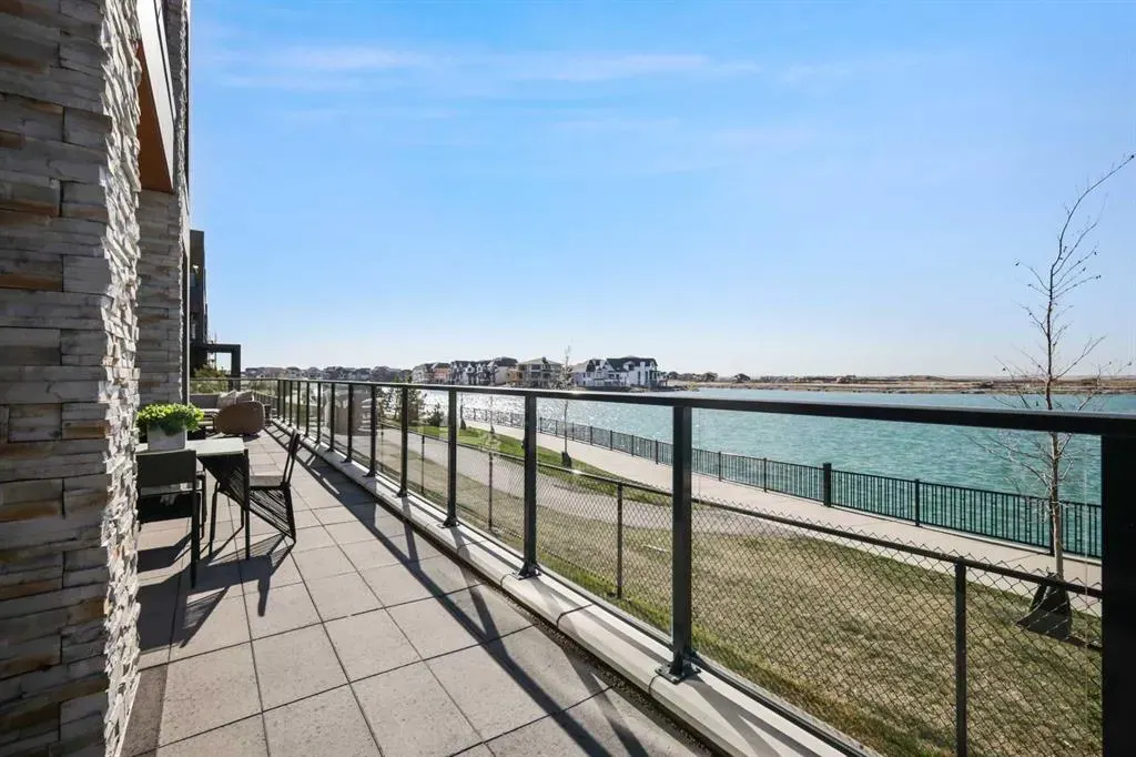 180 Marina Cove SE, #101