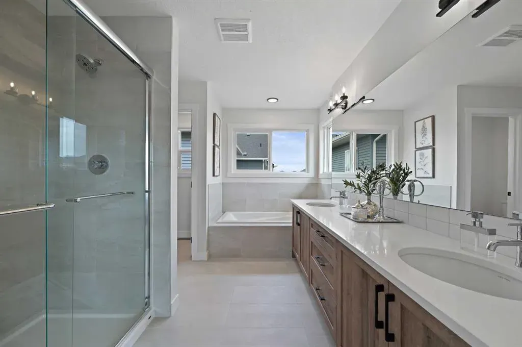 564 Baywater Manor SW