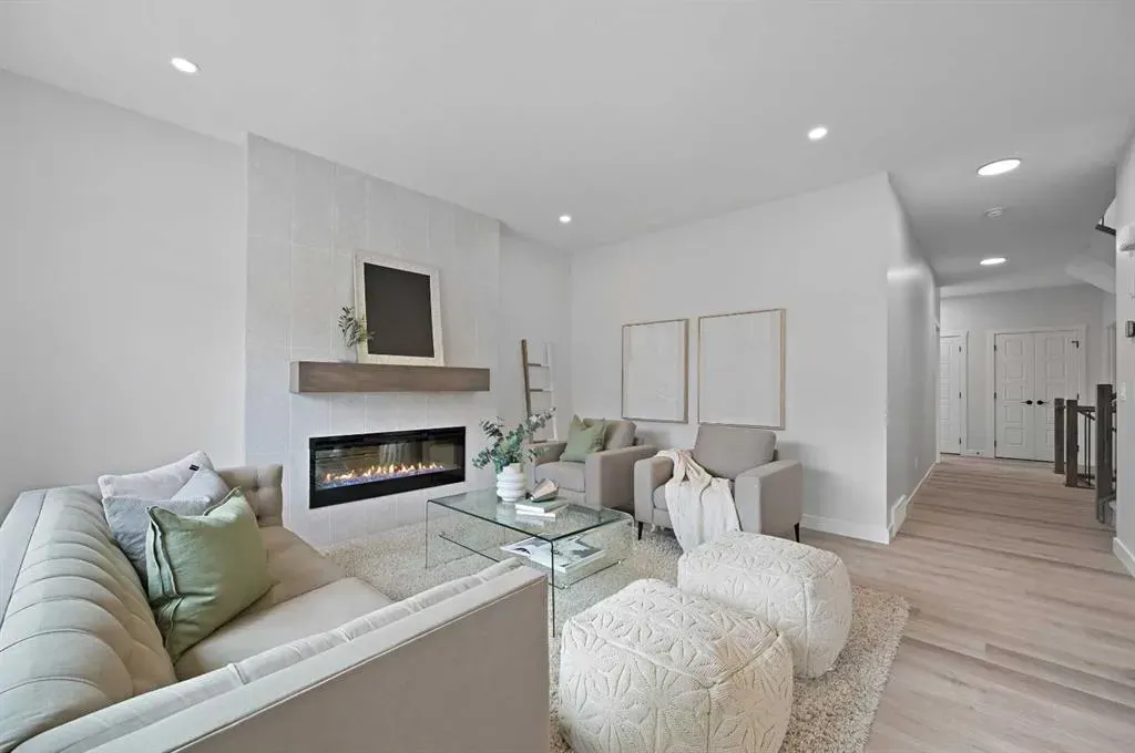 564 Baywater Manor SW
