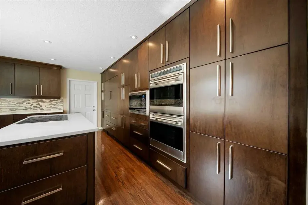 159 Malibou Road SW