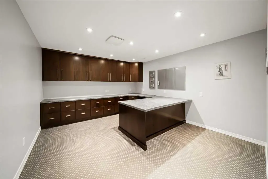 159 Malibou Road SW