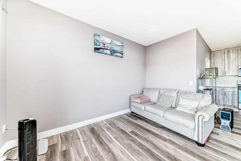 1242 Westmount Drive