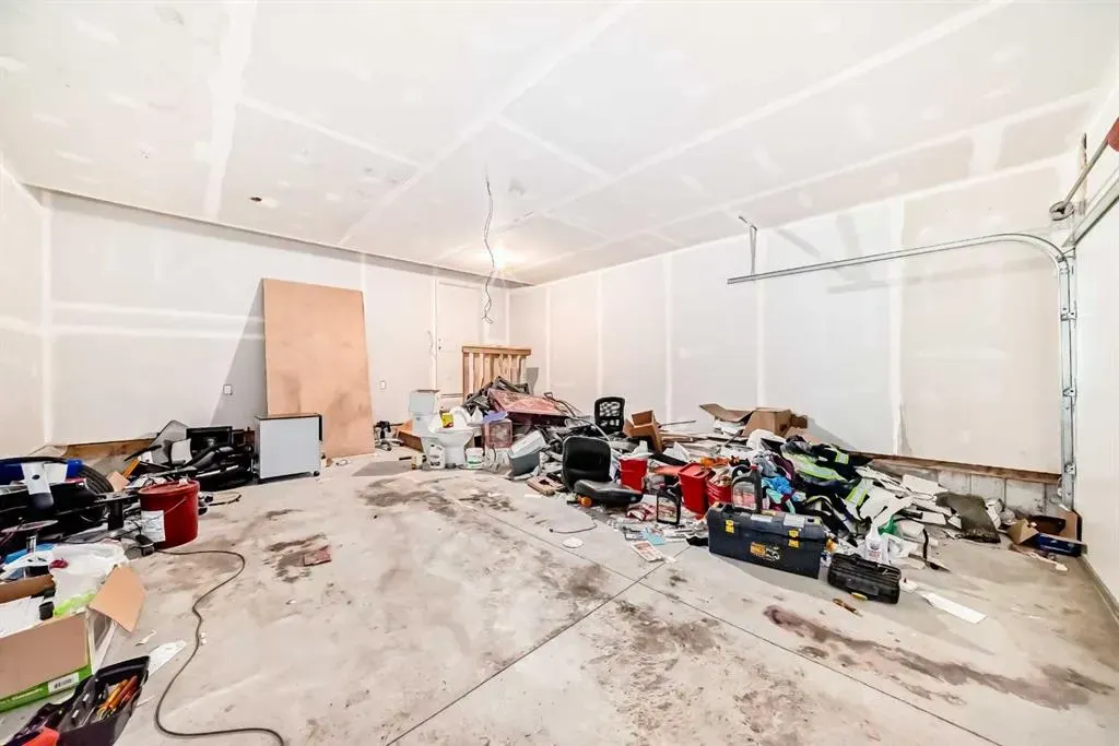 1242 Westmount Drive