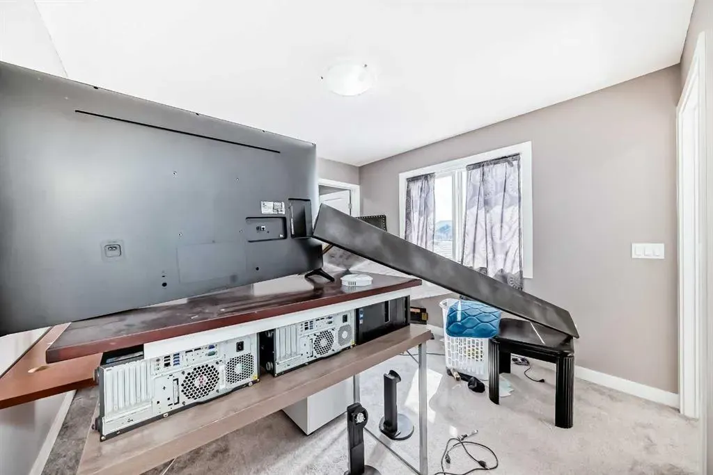 1242 Westmount Drive