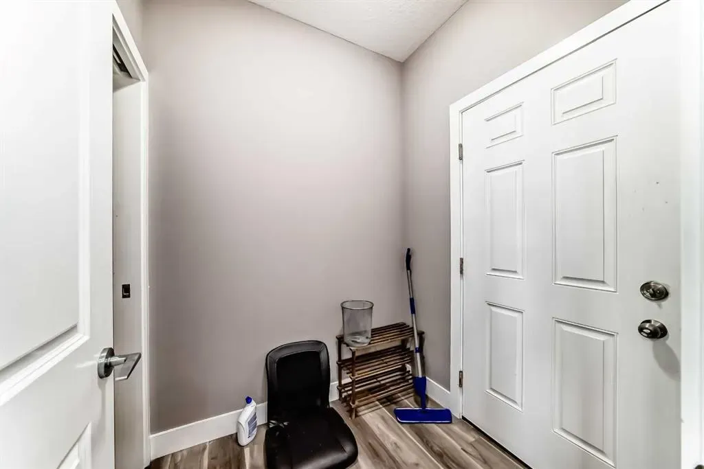 1242 Westmount Drive