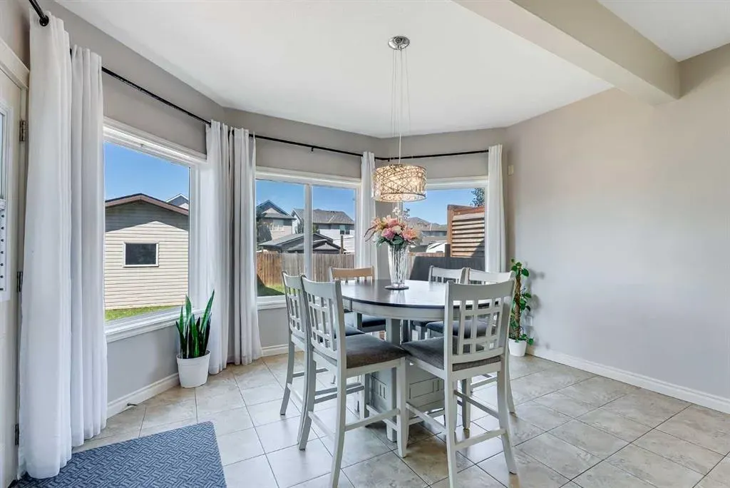 178 Baywater Rise SW