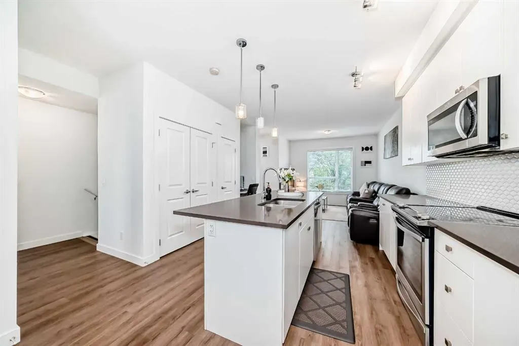 116 Evanscrest Manor NW