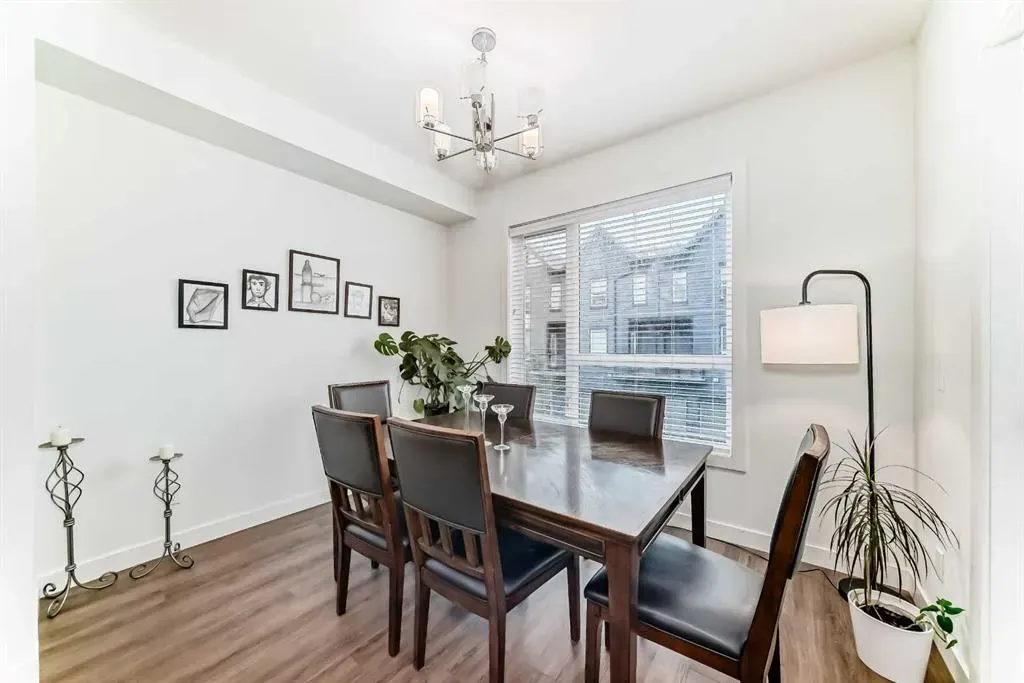 116 Evanscrest Manor NW