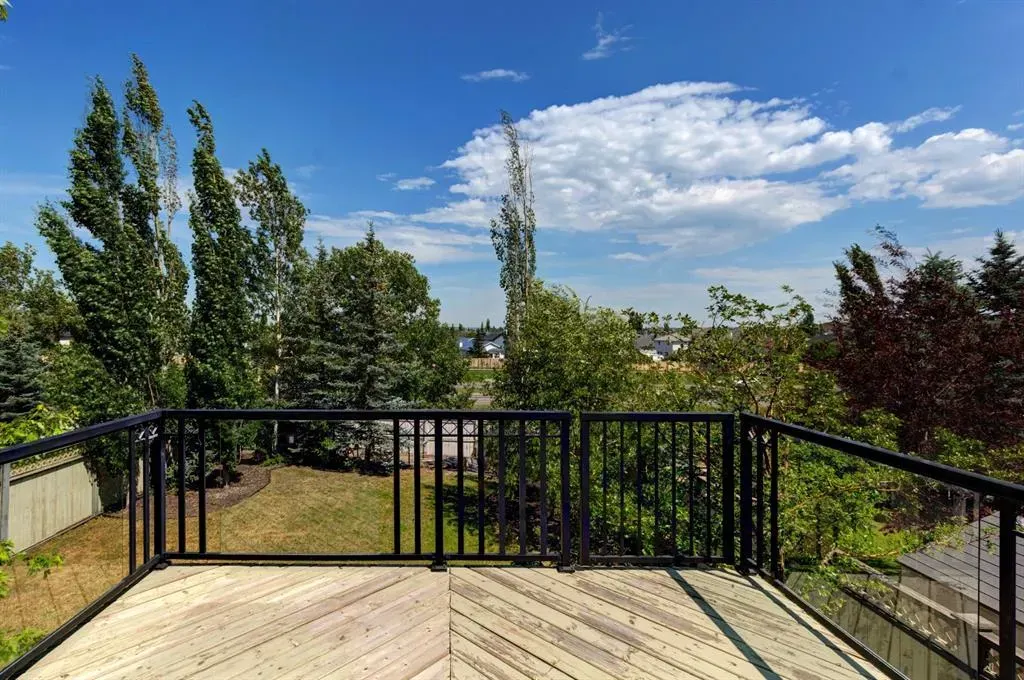 230 Westmount Crescent