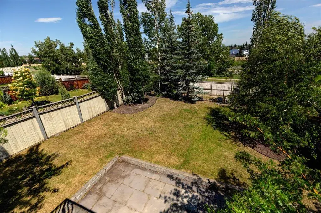 230 Westmount Crescent