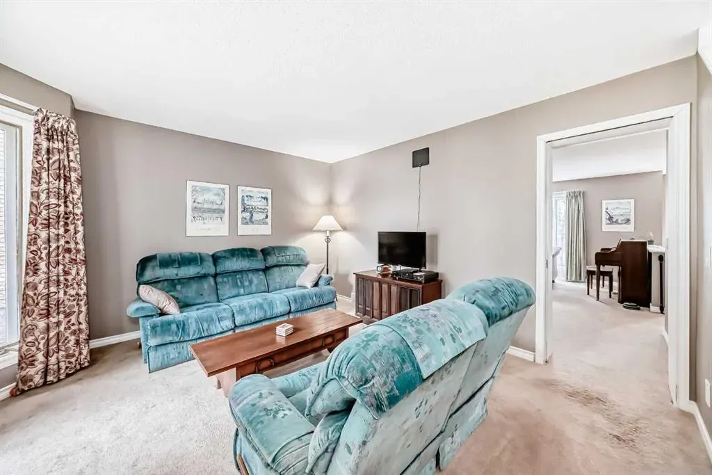13 Riverview Circle
