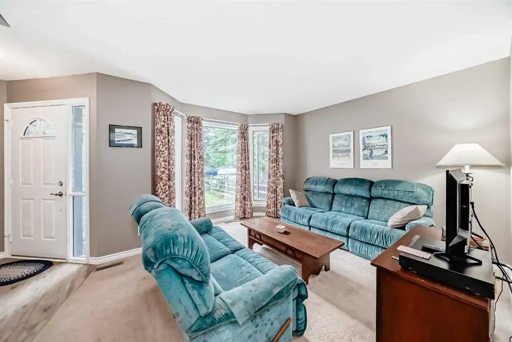 13 Riverview Circle