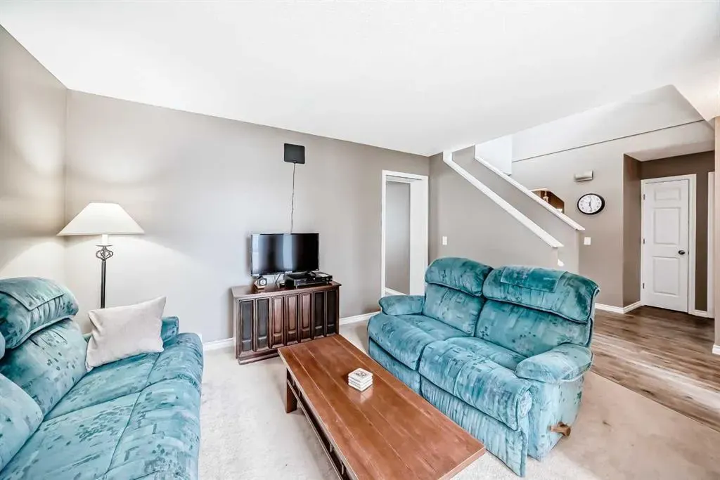 13 Riverview Circle