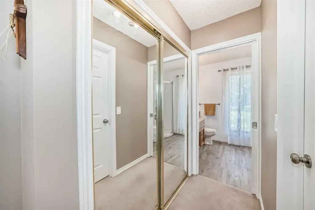 13 Riverview Circle