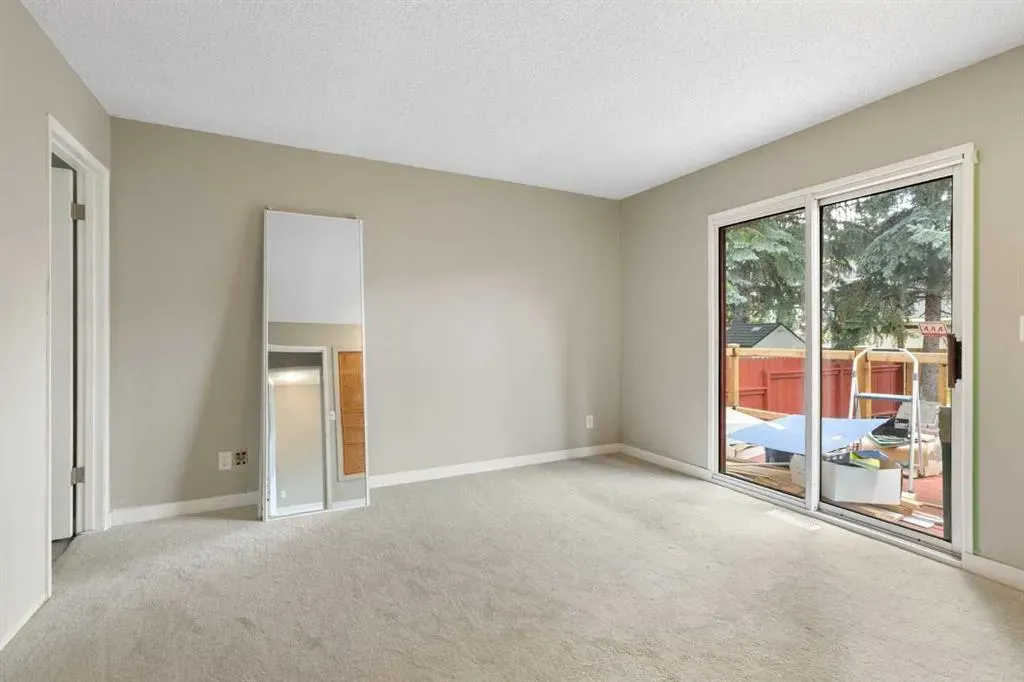 55 Strathcona Close