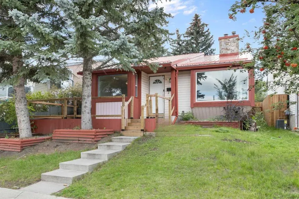 55 Strathcona Close