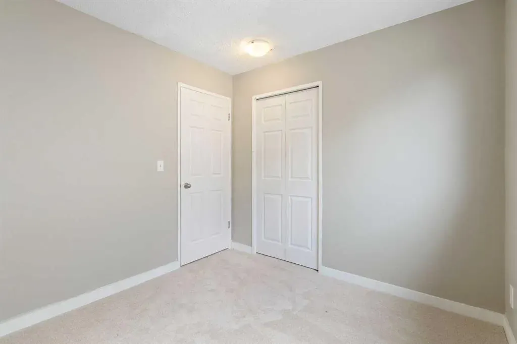 55 Strathcona Close