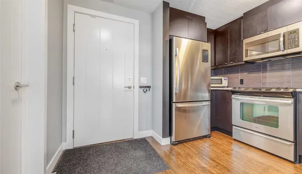 25 Aspenmont Heights SW, #305