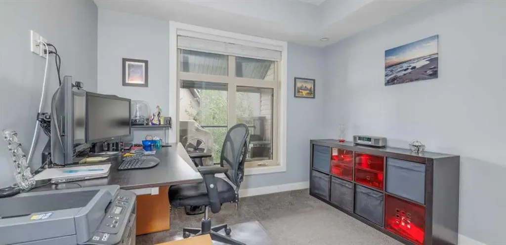 25 Aspenmont Heights SW, #305