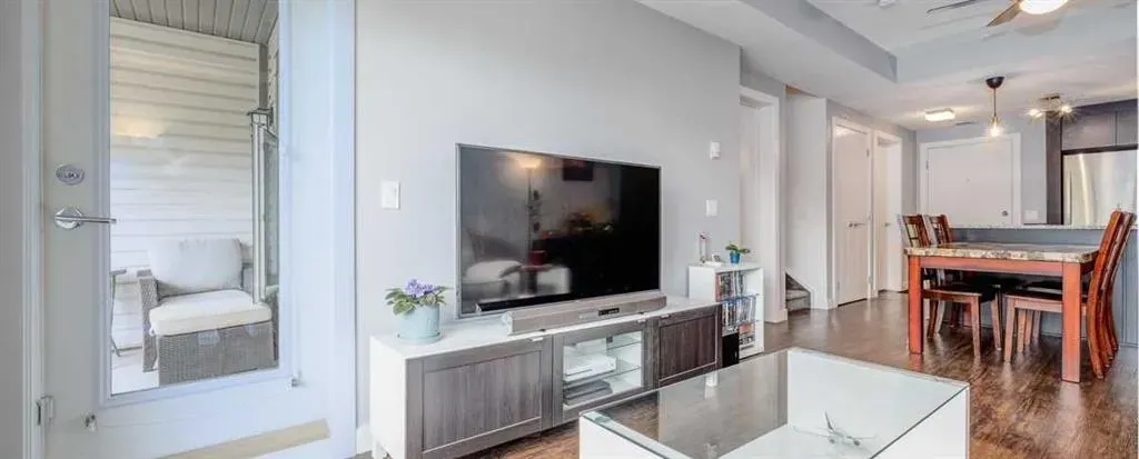 25 Aspenmont Heights SW, #305