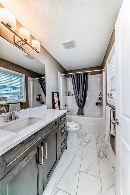 79 Lakes Estates Circle