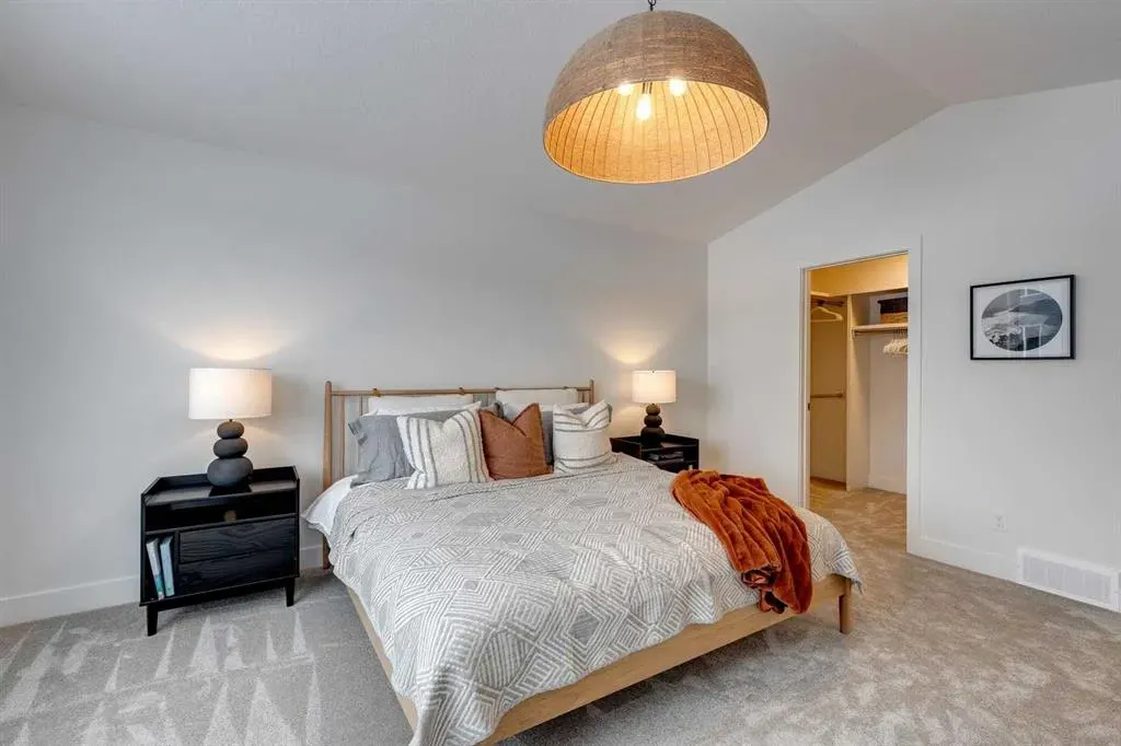 483 Rivercrest View