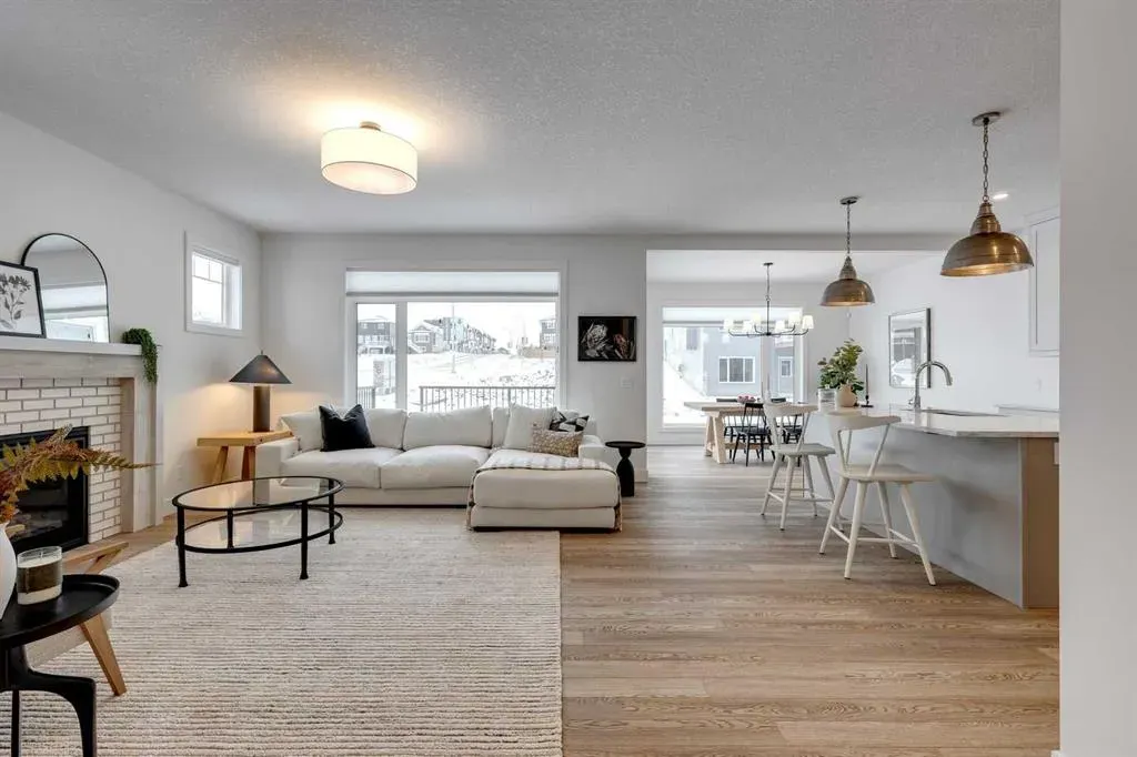 483 Rivercrest View