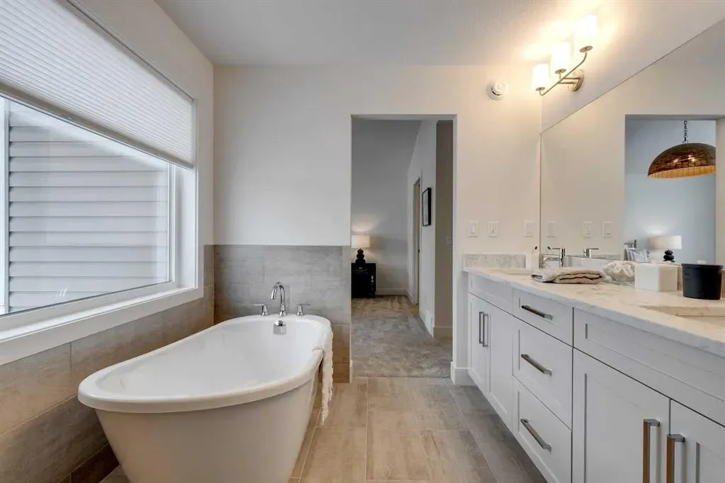483 Rivercrest View