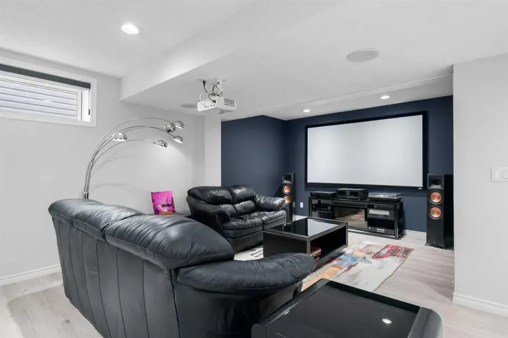 450 Cimarron Circle