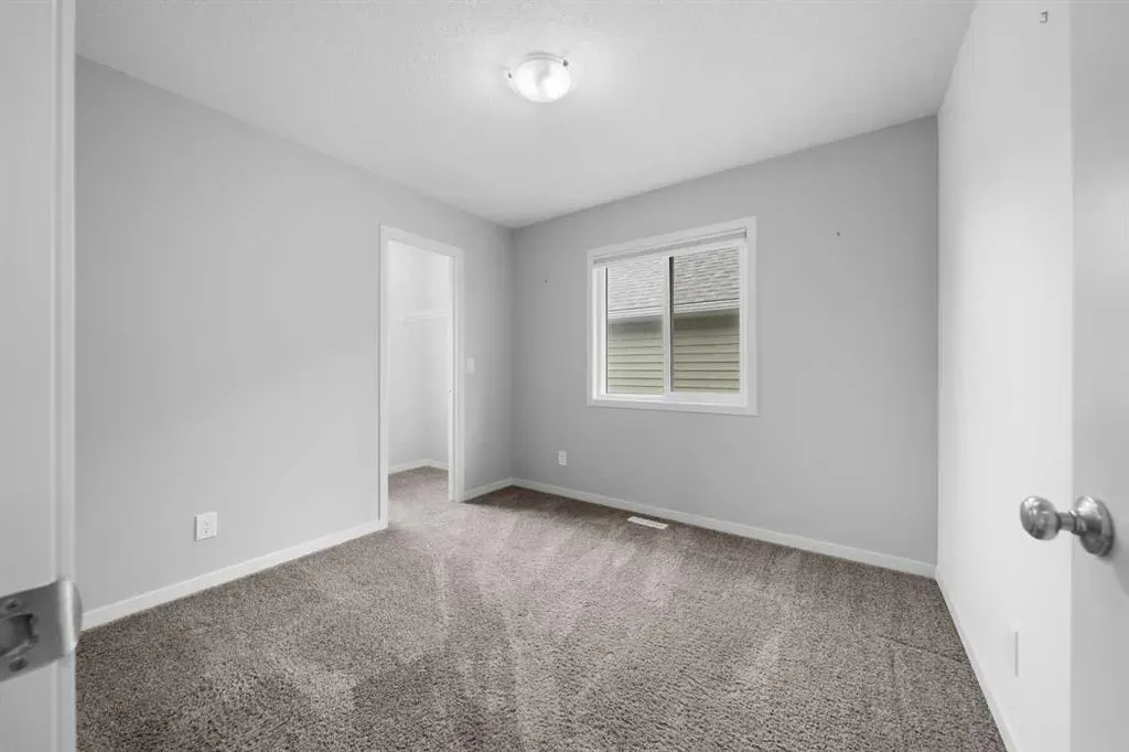 96 Heritage Heights