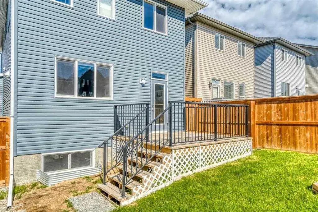 96 Heritage Heights