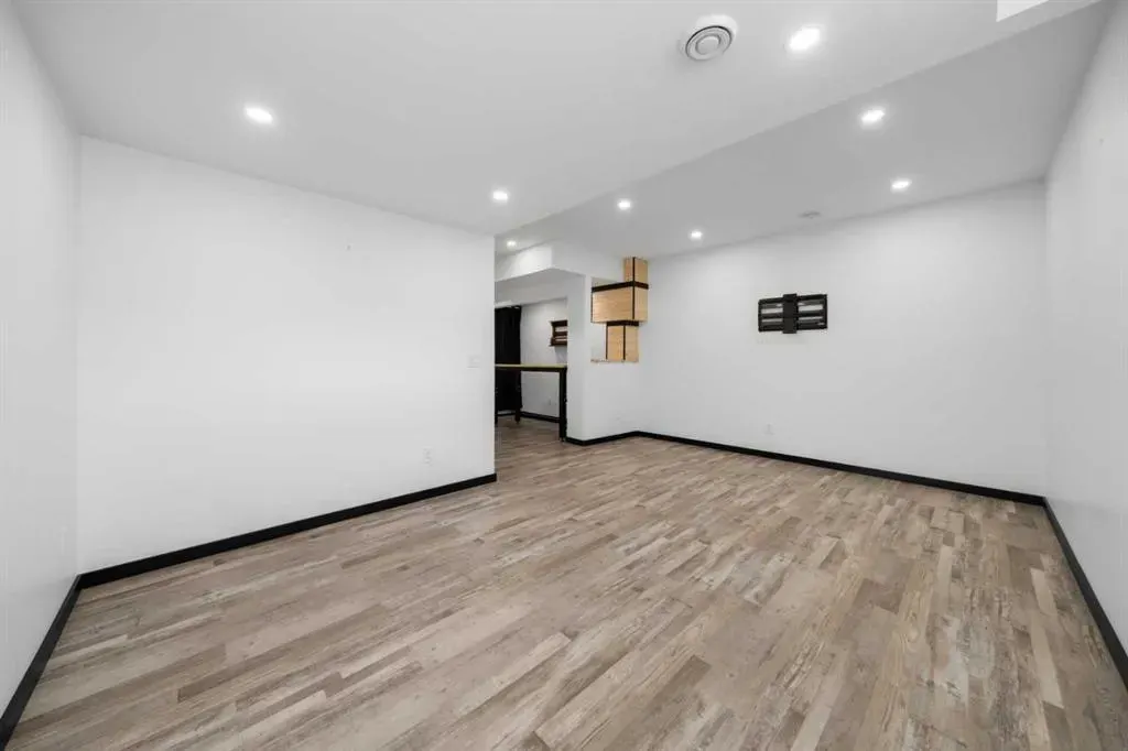 96 Heritage Heights
