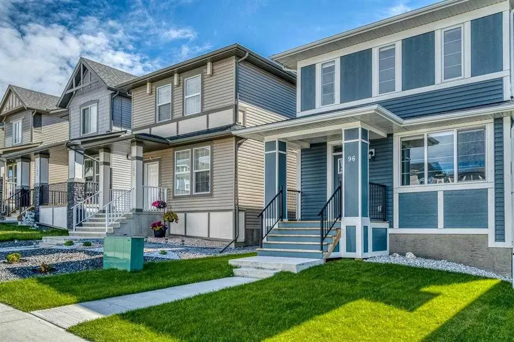 96 Heritage Heights