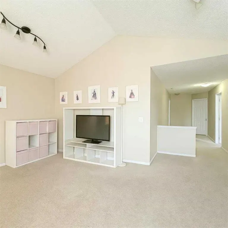 143 Cimarron Grove Circle