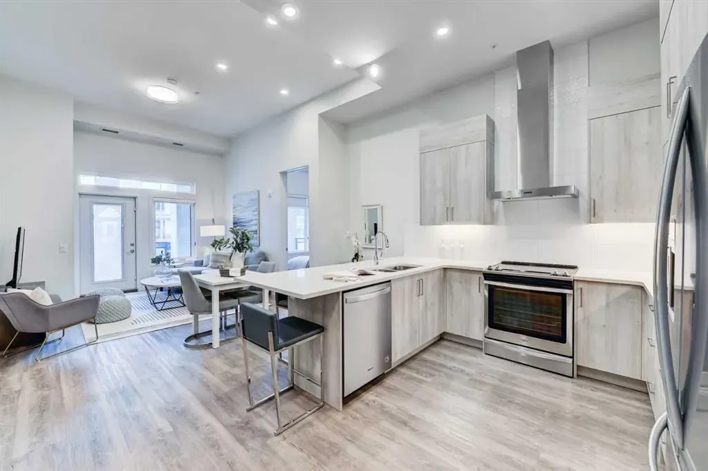 24 Mahogany Path SE, #112