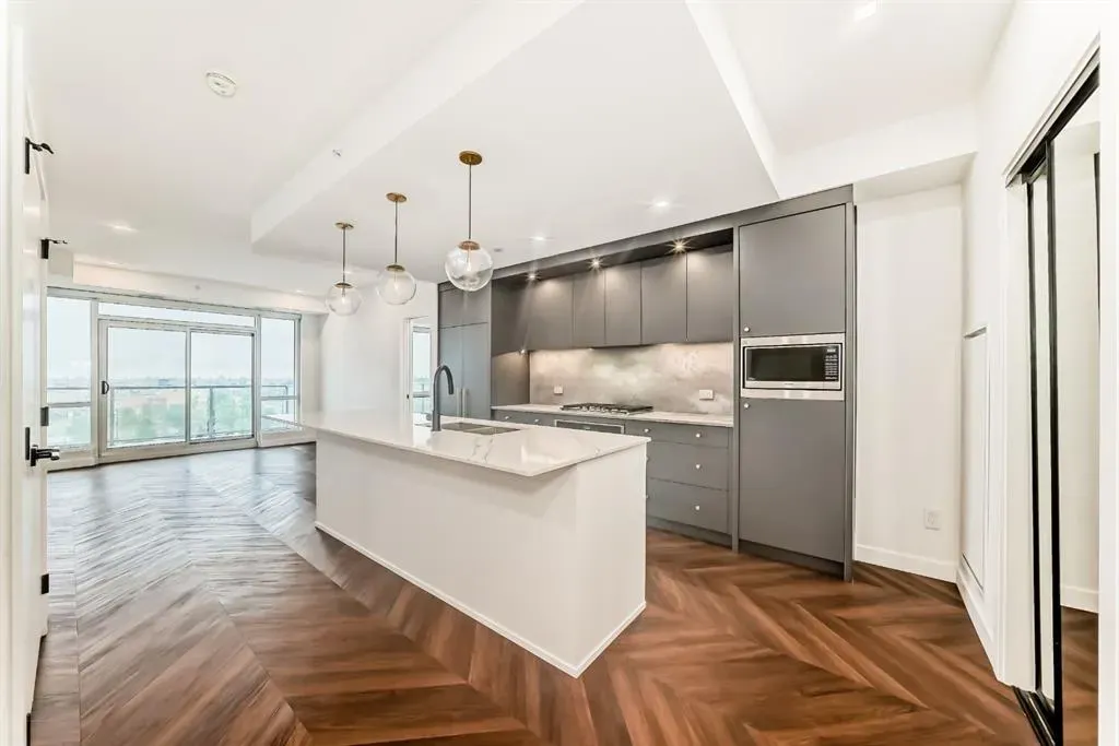 8505 Broadcast Avenue SW, #410