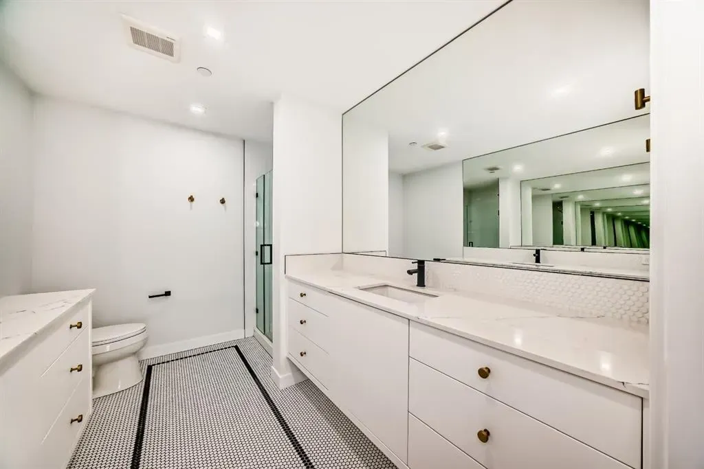 8505 Broadcast Avenue SW, #410