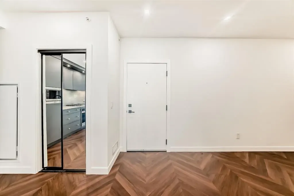 8505 Broadcast Avenue SW, #410