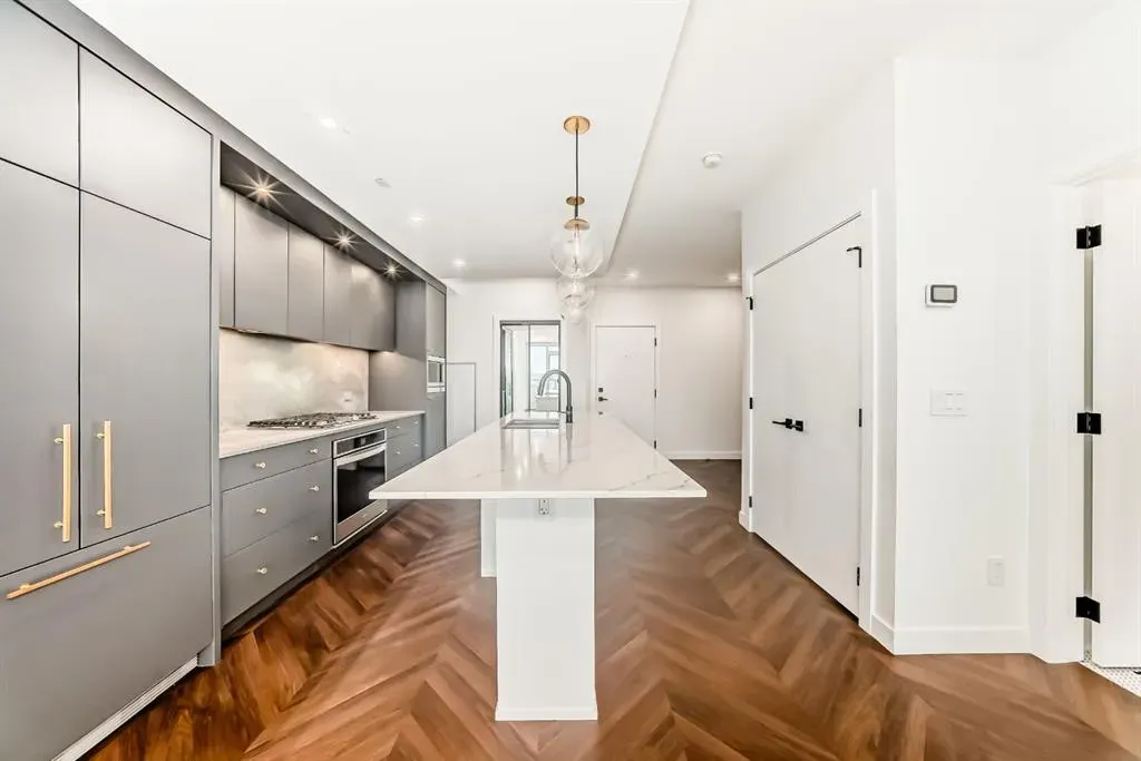 8505 Broadcast Avenue SW, #410