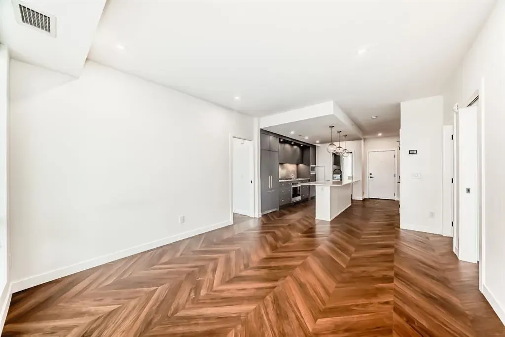 8505 Broadcast Avenue SW, #410