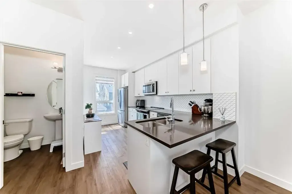 15 Evanscrest Park NW, #510