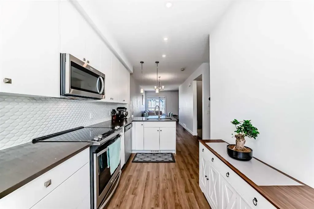 15 Evanscrest Park NW, #510