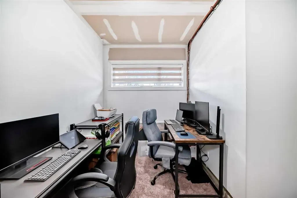 15 Evanscrest Park NW, #510