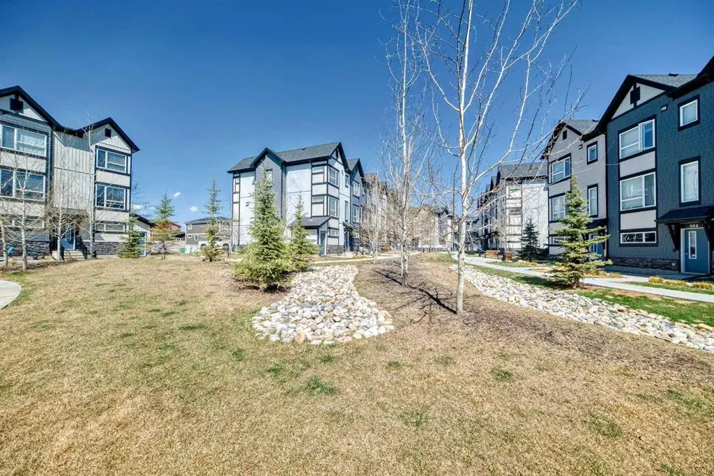 15 Evanscrest Park NW, #510