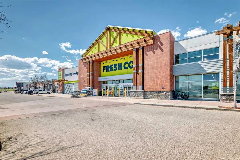 15 Evanscrest Park NW, #510